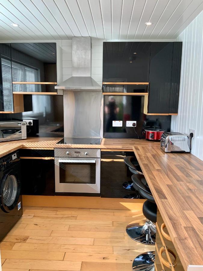 No 10 The Cottage Inverness Ngoại thất bức ảnh